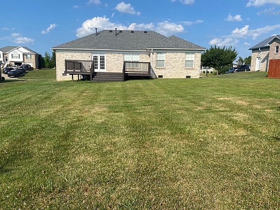 3rd image of 265 Spencer Ln