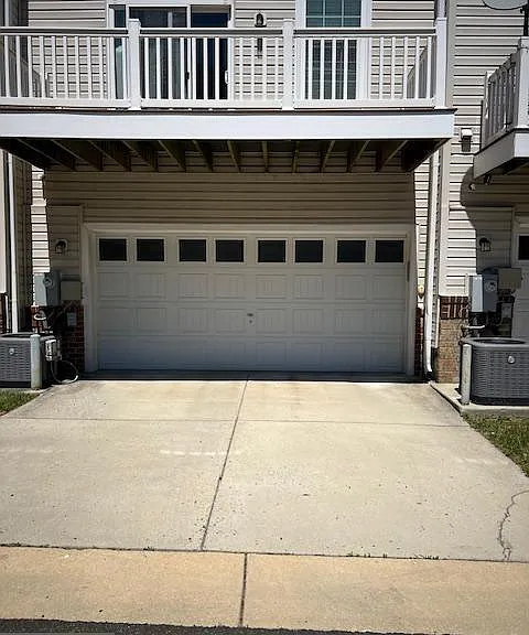 10608 Eastland Cir — Photo 27