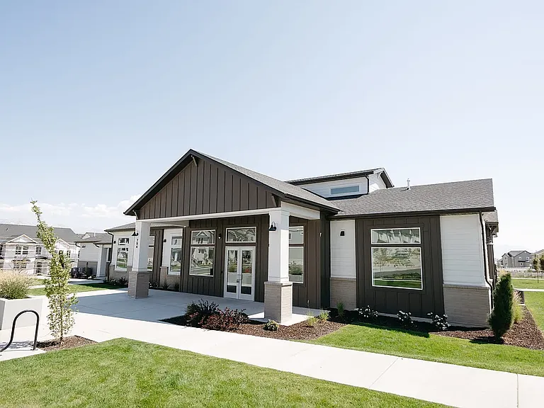 1522 W Russo Dr #BASEMENT — Photo 19