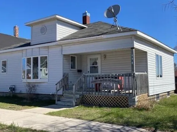 496 S 1st St, Rogers City, MI 49779