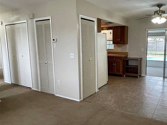 5th image of 1249 Dandelion Dr