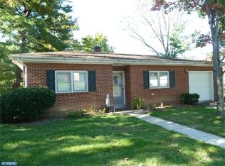 1006 Crestview Ave, Shillington, PA 19607