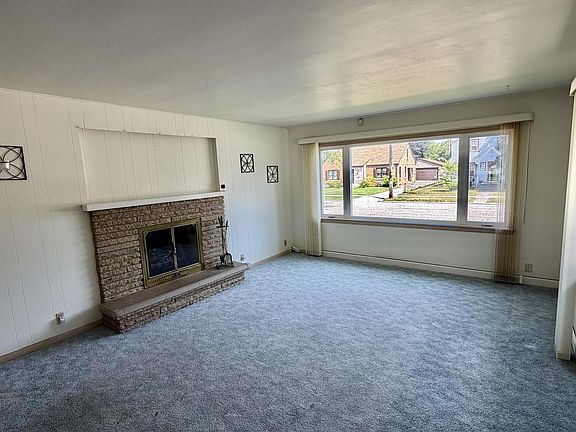 2nd image of 1504 Philippen STREET