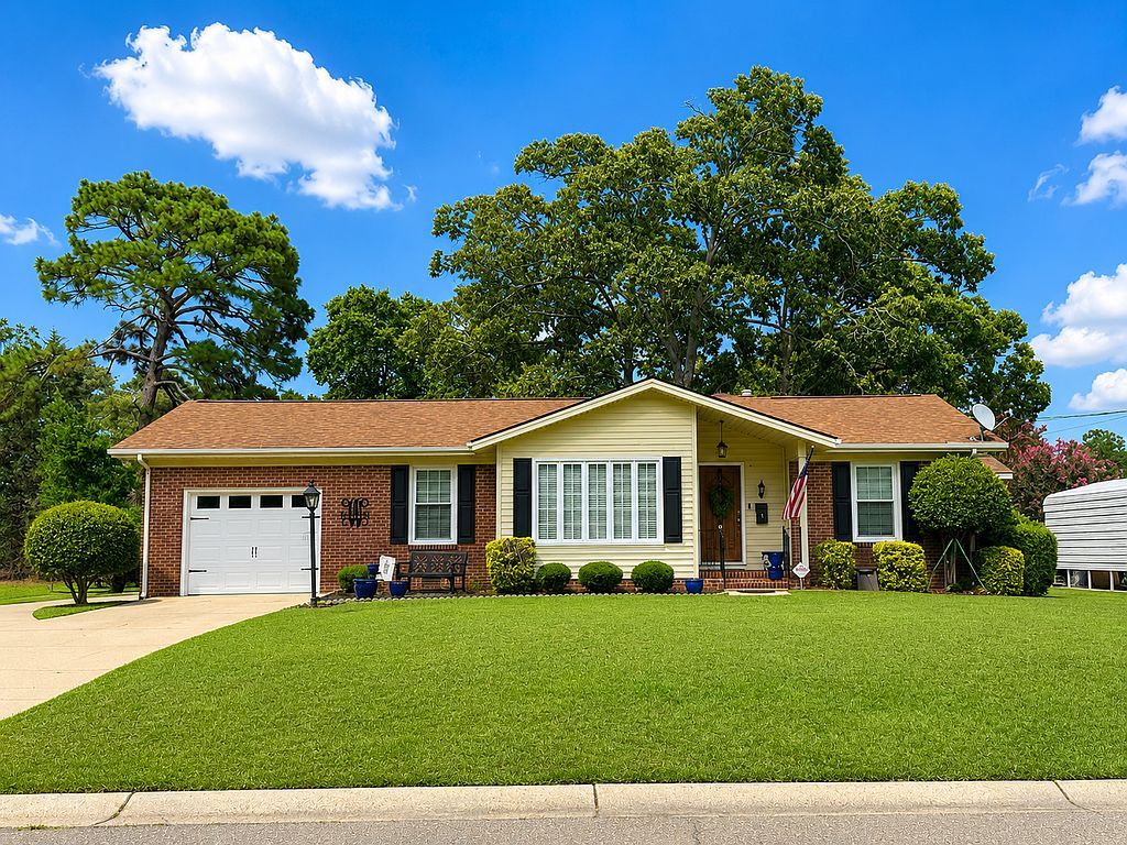 319 Rainier Dr - Property Image