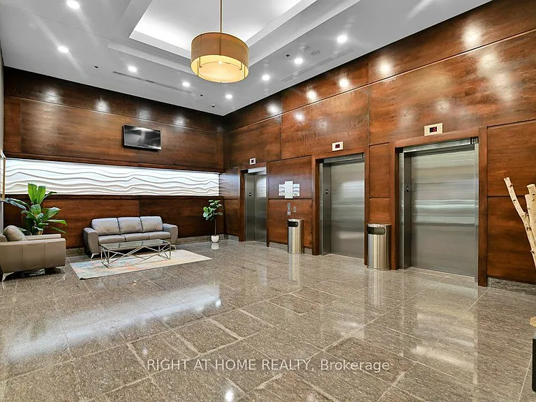 238 Besserer St #1406 — Photo 4