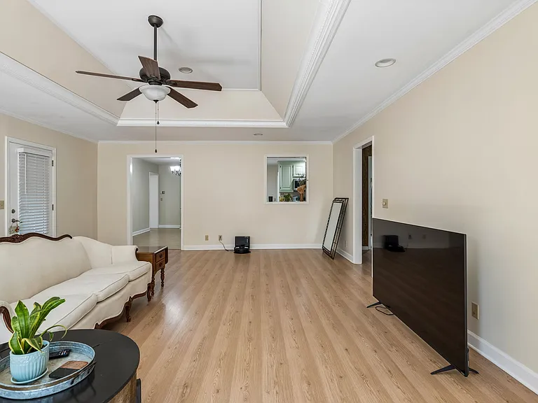 3317 Marcus Dr — Photo 18
