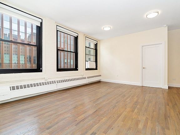 5th image of 110 Greenwich St #9O