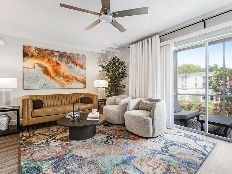 Coral Palms Apartments — Photo 7