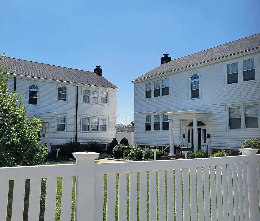 1019 Pine Ave #1B