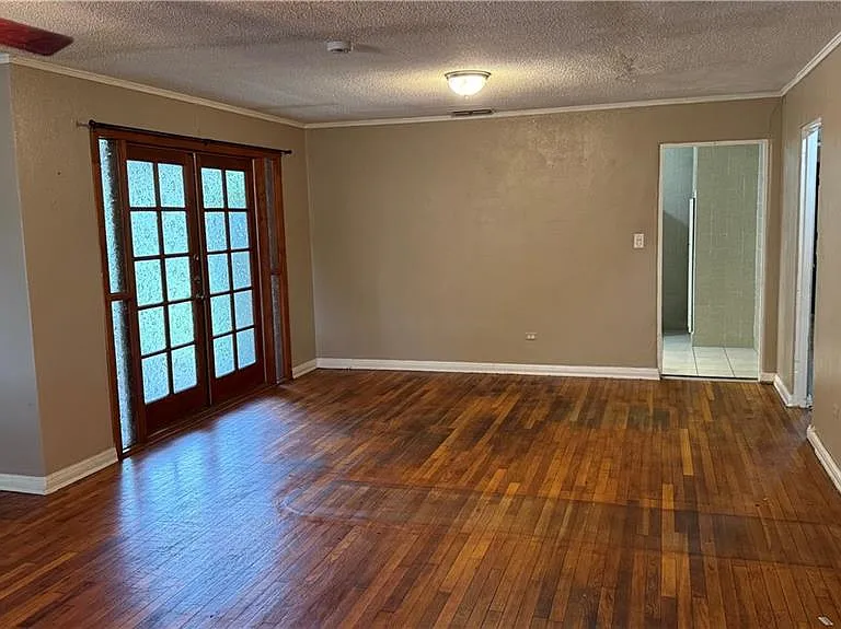 1009 S Missouri Ave — Photo 5