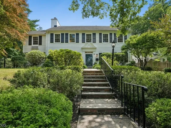 25 West Rd, Millburn Twp., NJ 07078