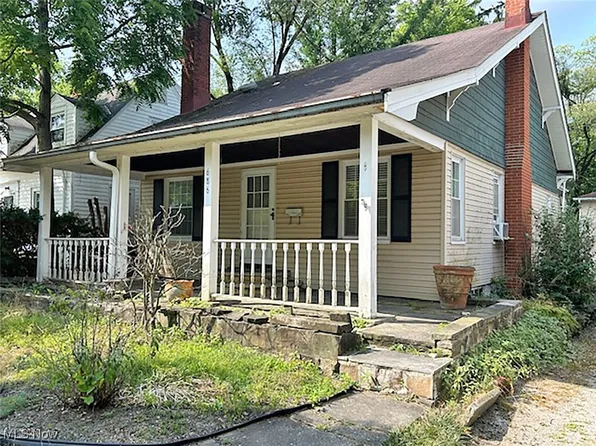 686 Jefferson St, Bedford, OH 44146