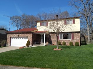 817 Lea Castle Pl, Miamisburg, OH 45342