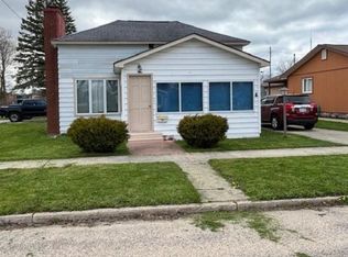 130 S B St, Cheboygan, MI 49721