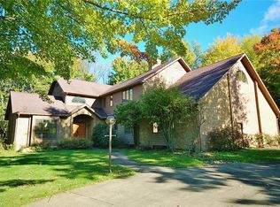131 Huntington Trl, Cortland, OH