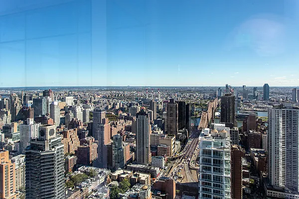 Rented by Compass | media 13