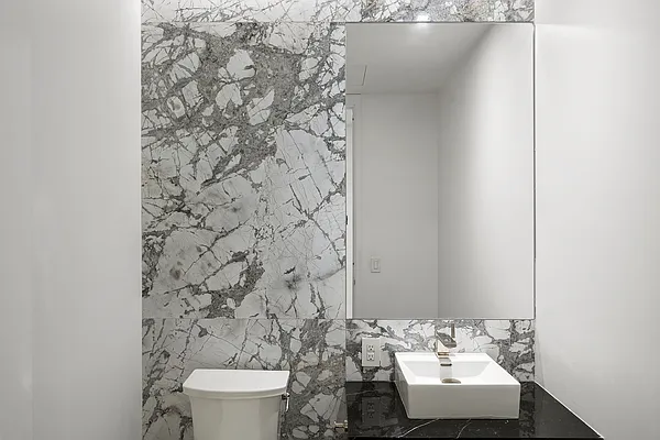 Sold by Nest Seekers International | media 14