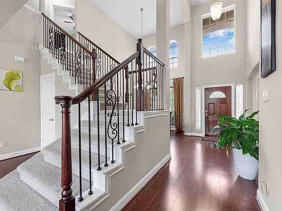5th image of 2505 Twisting Pine Ct