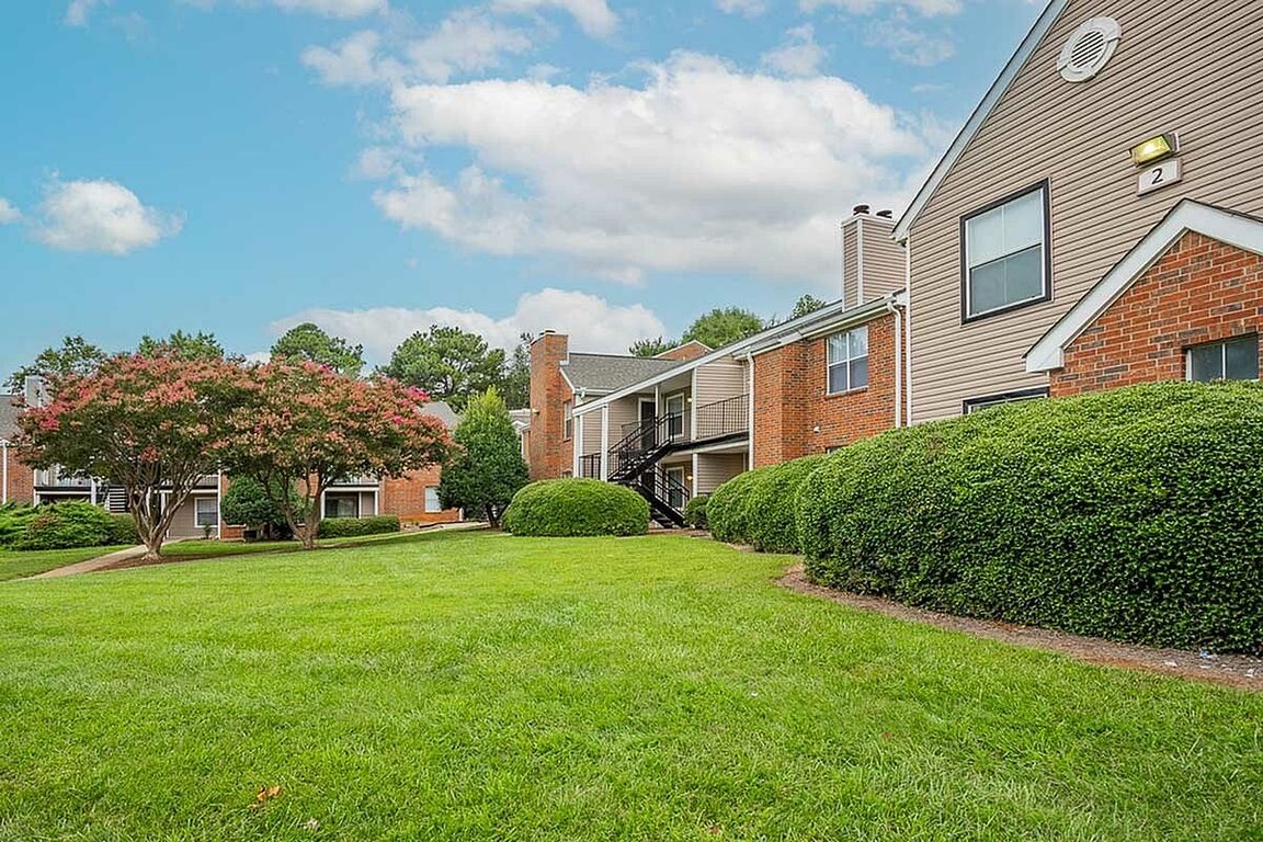 One-Bedroom and Two-Bedroom Apartments in Greensboro, North Carolina