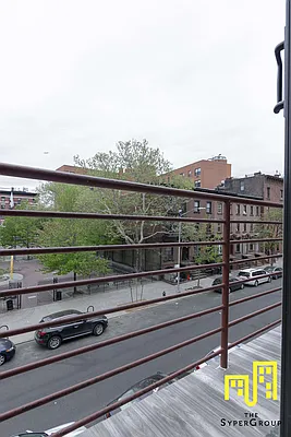 Rented by The Syper Group | media 36