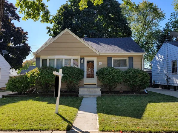 6225 West Manitoba STREET, Milwaukee, WI 53219