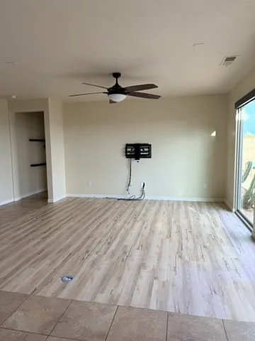 2540 E Desert Cliff Dr — Photo 5