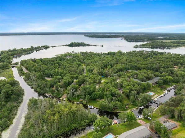 8890 Breezy Point Dr APT 507, Pequot Lakes, MN 56472