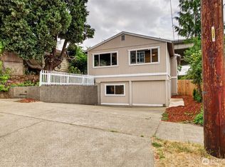 4042 5th Avenue NE, Seattle, WA 98105