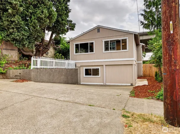 4042 5th Avenue NE, Seattle, WA 98105