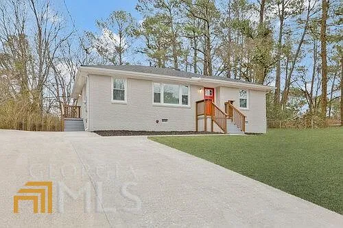 2312 Pryor Rd SW photo 1