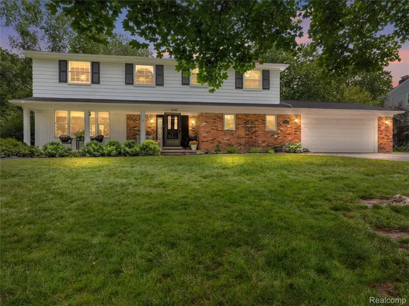 2143 Avoncrest Dr, Rochester Hills, MI 48309