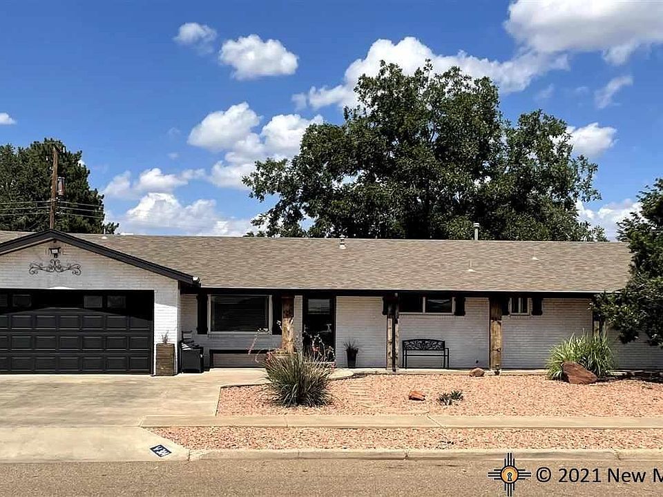 1st image of 304 Sunland Dr