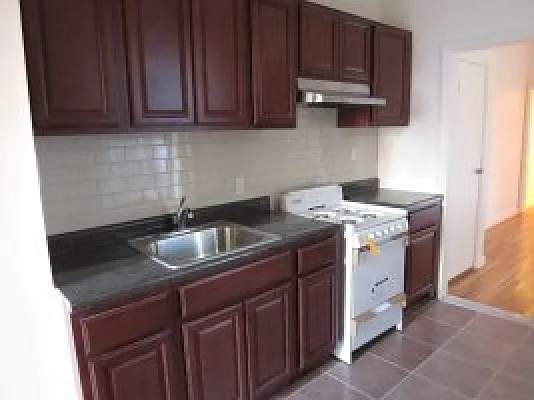 Rented by Bohemia Realty Group | media 7