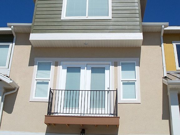 Small Deck off Living Room