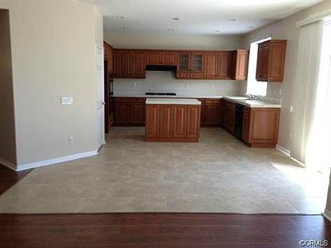 2nd image of 2579 Taylor Ave