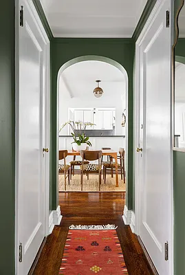 Sold by Sotheby's International Realty | media 9