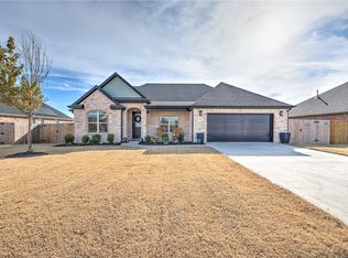 1295 Ruscello Ave, Springdale, AR 72762