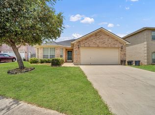 1118 Sunny Creek Ln, Euless, TX 76040