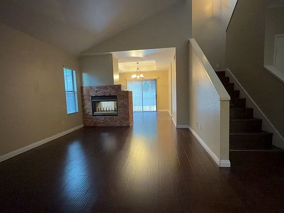 3rd image of 564 Brittany Dr
