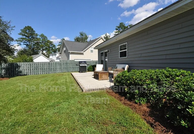 156 Cottonham Ct — Photo 32