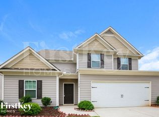 138 Darling Ln, Pendergrass, GA 30567