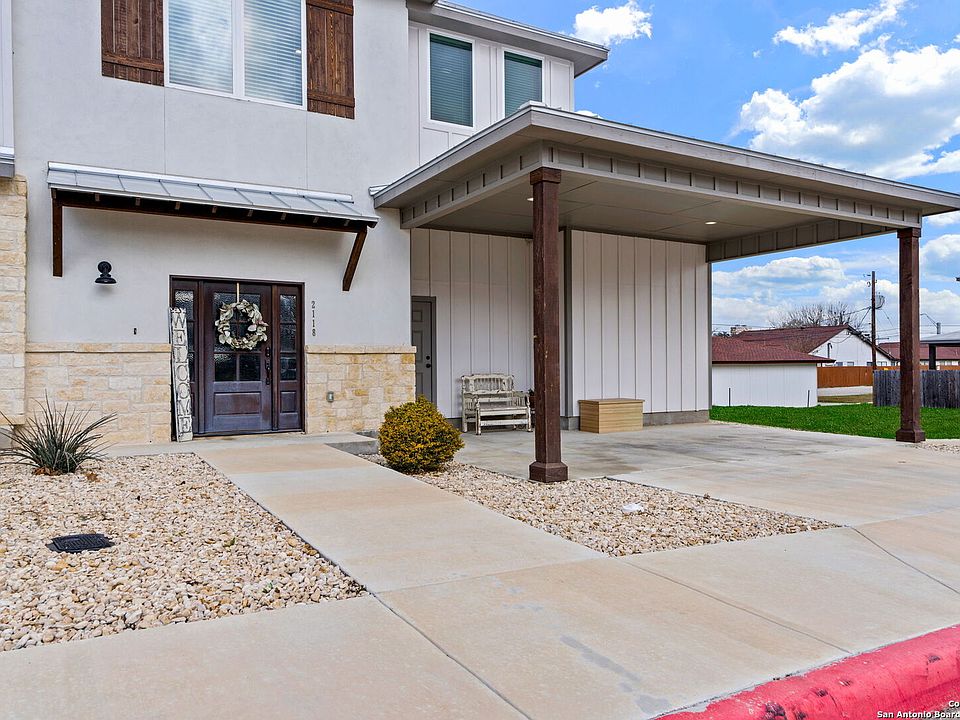 1st image of 2118 PANIOLO DR