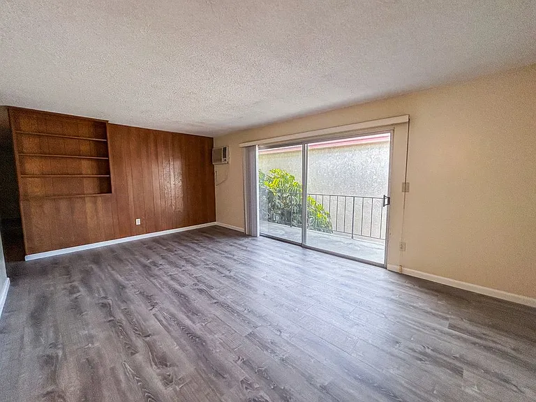 4675 Bancroft St #H — Photo 1