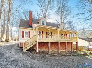 3025 Maplevale Rd, Chester, VA 23831