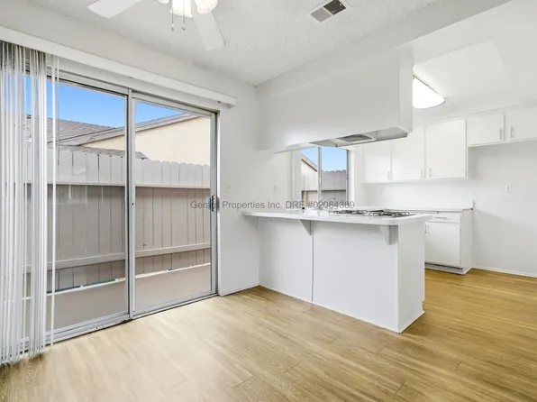 Corsican 7280, 7280 Corsican Dr APT C, Huntington Beach, CA 92647