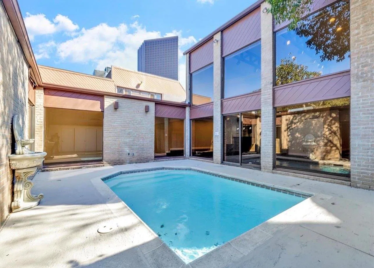 3 bed, 3.5 bath, 4778 sqft, $5,100 — Photo 4