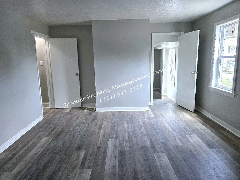 1600 4th Ave — Photo 6
