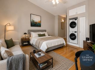 211 W 53rd St APT 3F, New York, NY 10019