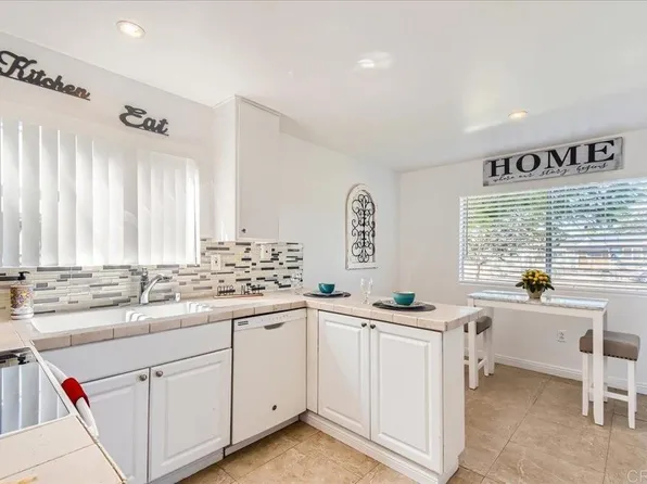 1817 E Grand Ave Unit 3, Escondido, CA 92027