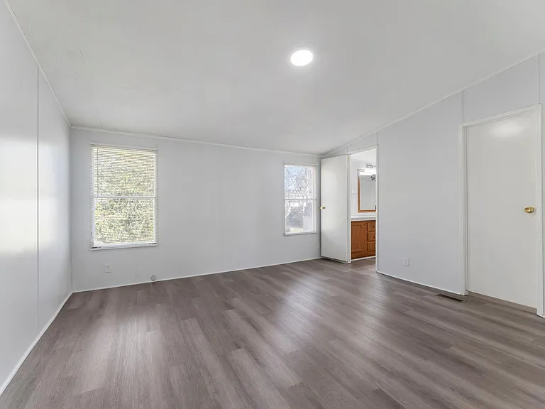 150 Pegasus Ct — Photo 21